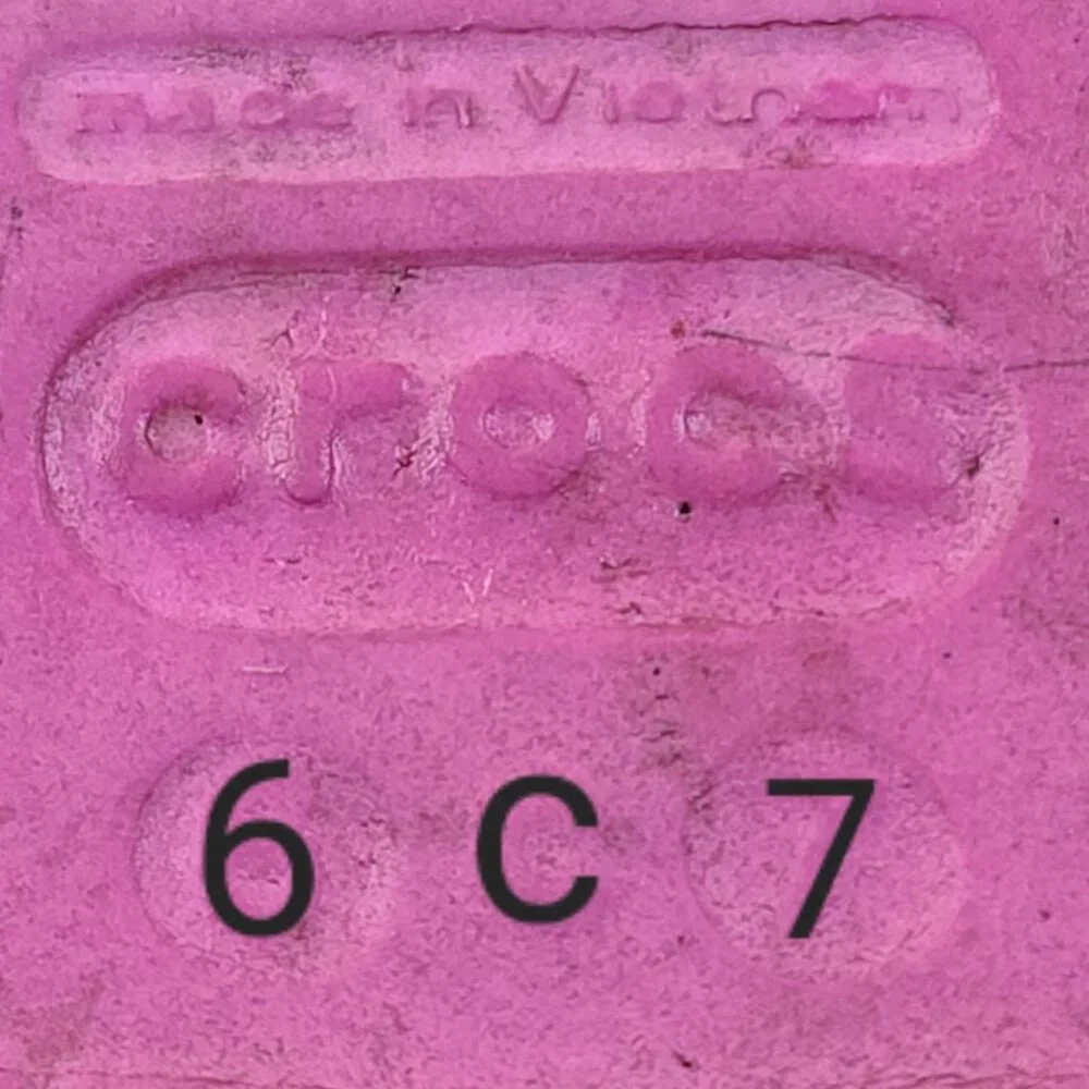 Crocs Girl's Pink Classic Adjustable Slip-On Beach Casual‎ Clogs Size 7